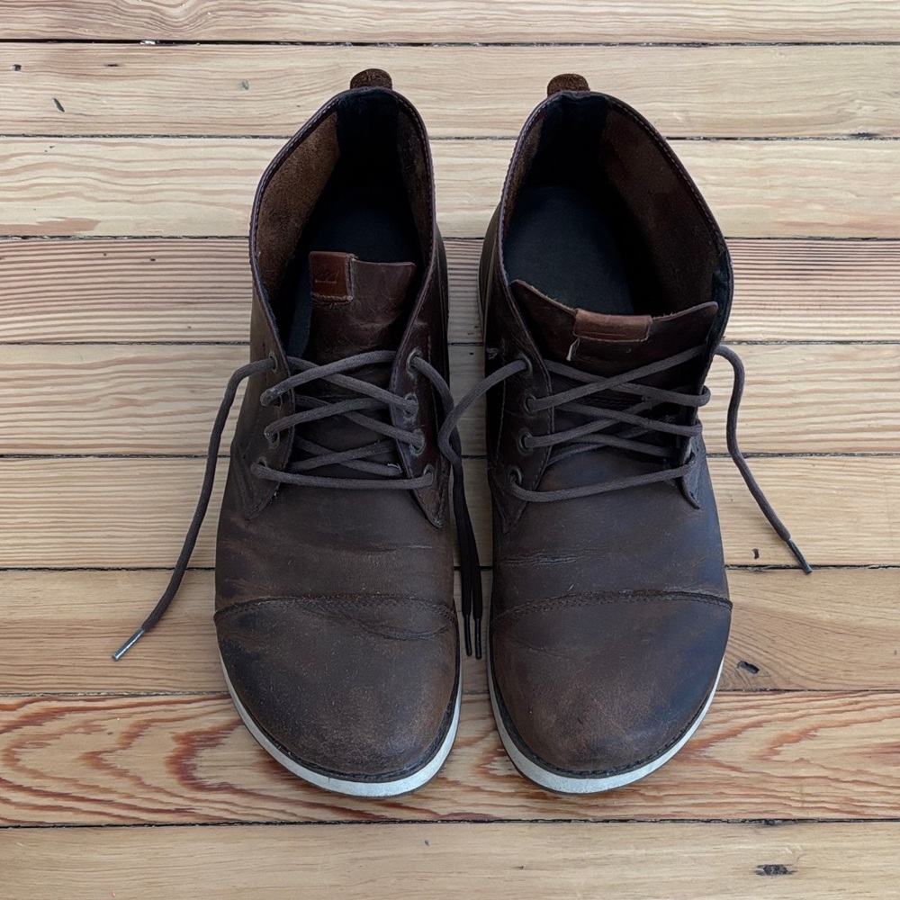 Altra Men's Brown Leather Casual Chukka Boots